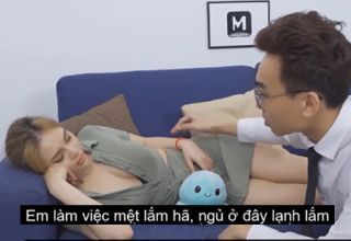 Sếp dâm đãng ép buộc thư ký xinh đẹp trong cơn mêm